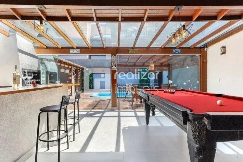 Casa, 3 quartos, 221 m² - Foto 8