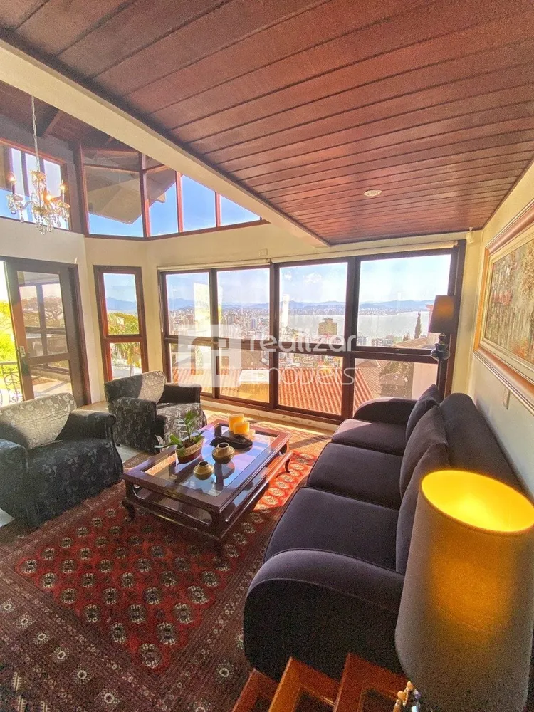 Casa, 4 quartos, 269 m² - Foto 2
