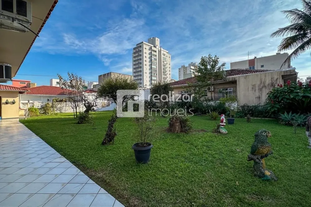 Casa, 3 quartos, 200 m² - Foto 16