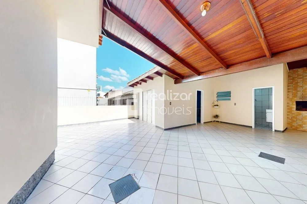 Casa, 3 quartos, 200 m² - Foto 13