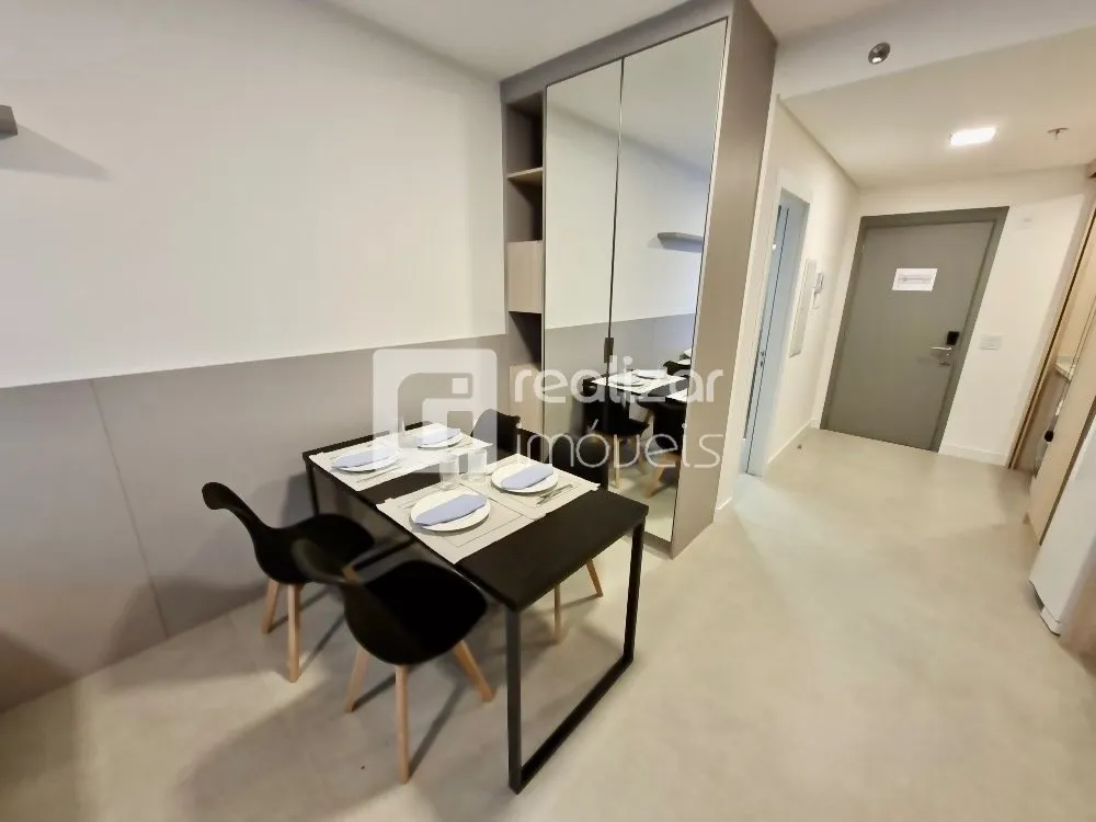 Apartamento, 1 quarto, 33 m² - Foto 2