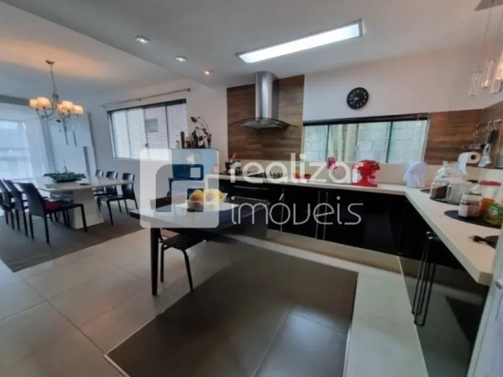 Casa, 3 quartos, 351 m² - Foto 5