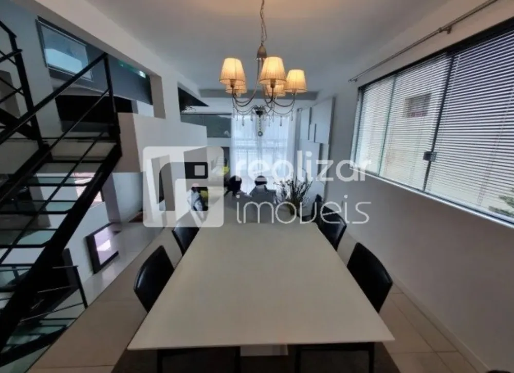 Casa, 3 quartos, 351 m² - Foto 3