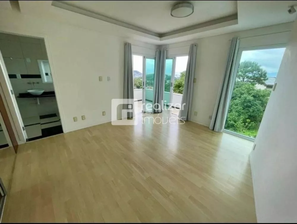 Casa, 4 quartos, 531 m² - Foto 1