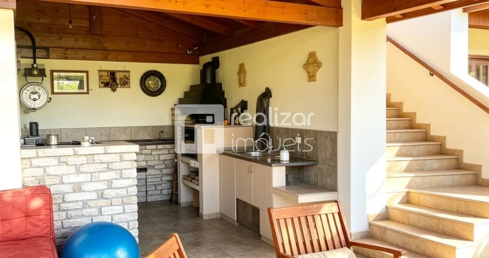 Casa, 4 quartos, 215 m² - Foto 2