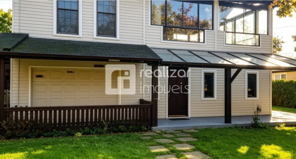 Casa, 4 quartos, 215 m² - Foto 1
