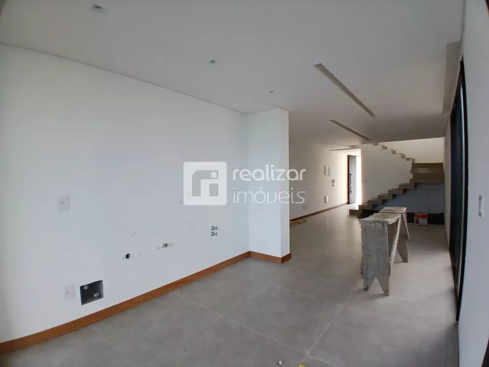 Casa, 3 quartos, 154 m² - Foto 1