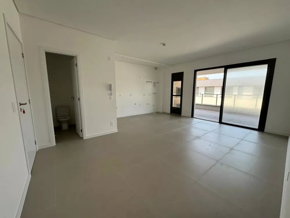 Apartamento à venda com 3 quartos, 180m² - Foto 8