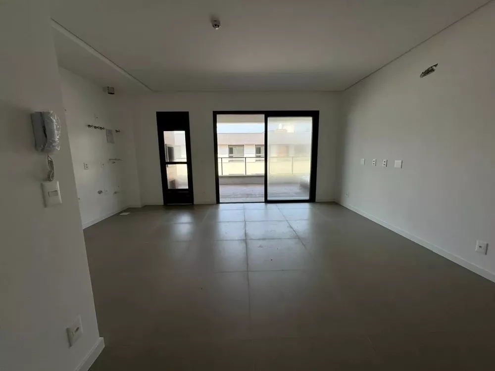 Apartamento à venda com 3 quartos, 180m² - Foto 7