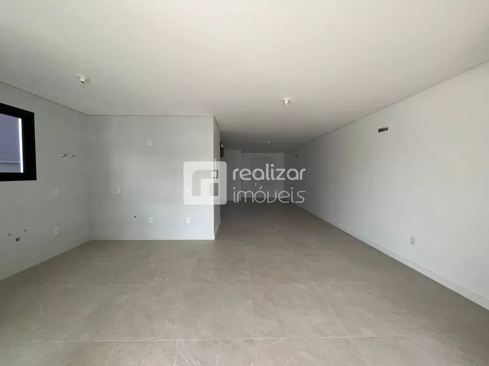 Casa, 3 quartos, 184 m² - Foto 2