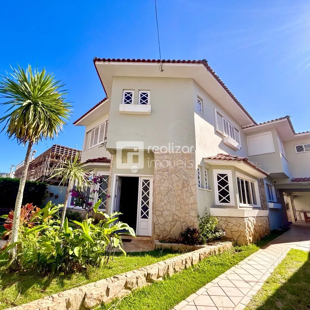 Casa, 4 quartos, 140 m² - Foto 1