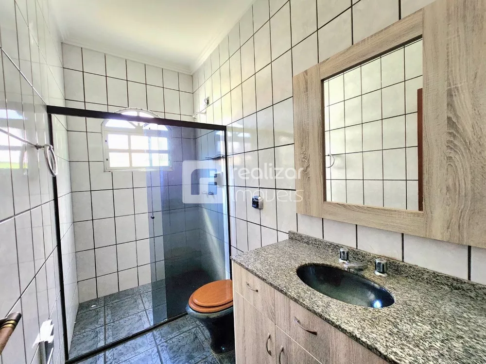 Casa, 3 quartos, 214 m² - Foto 4