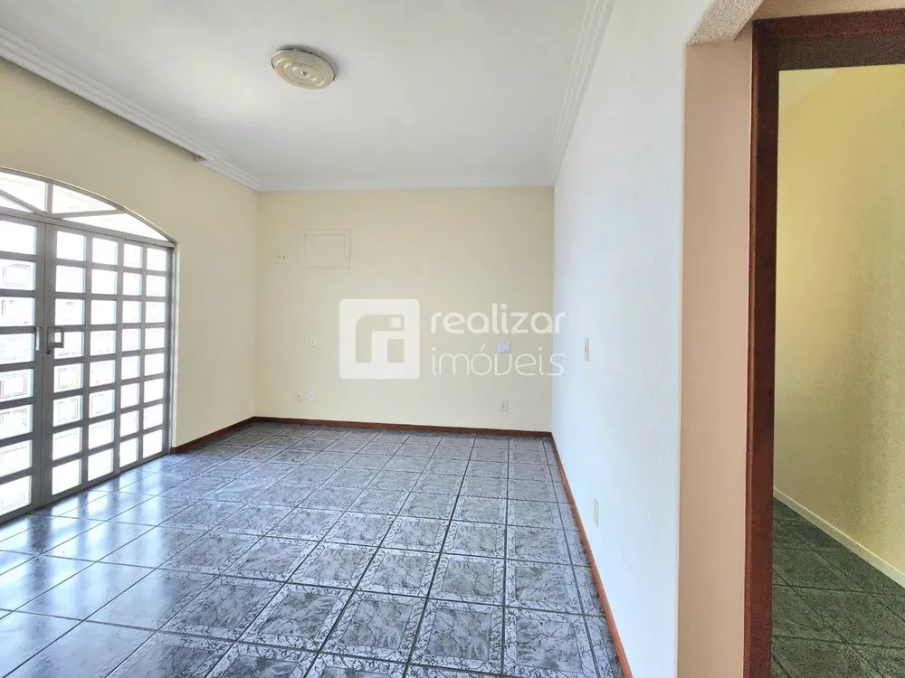 Casa, 3 quartos, 214 m² - Foto 7