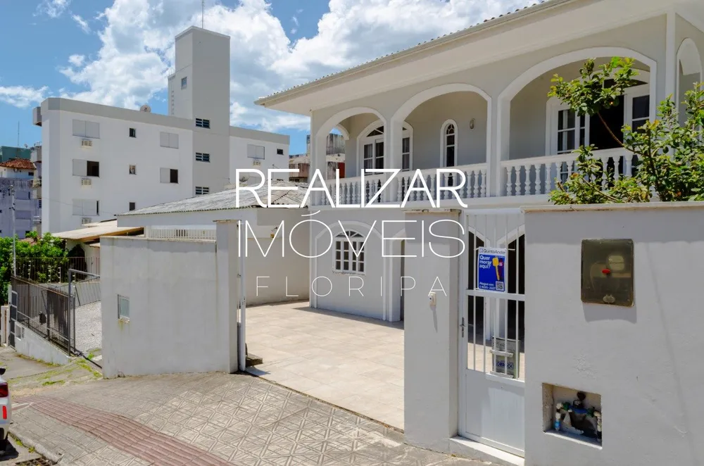 Casa, 4 quartos, 250 m² - Foto 1