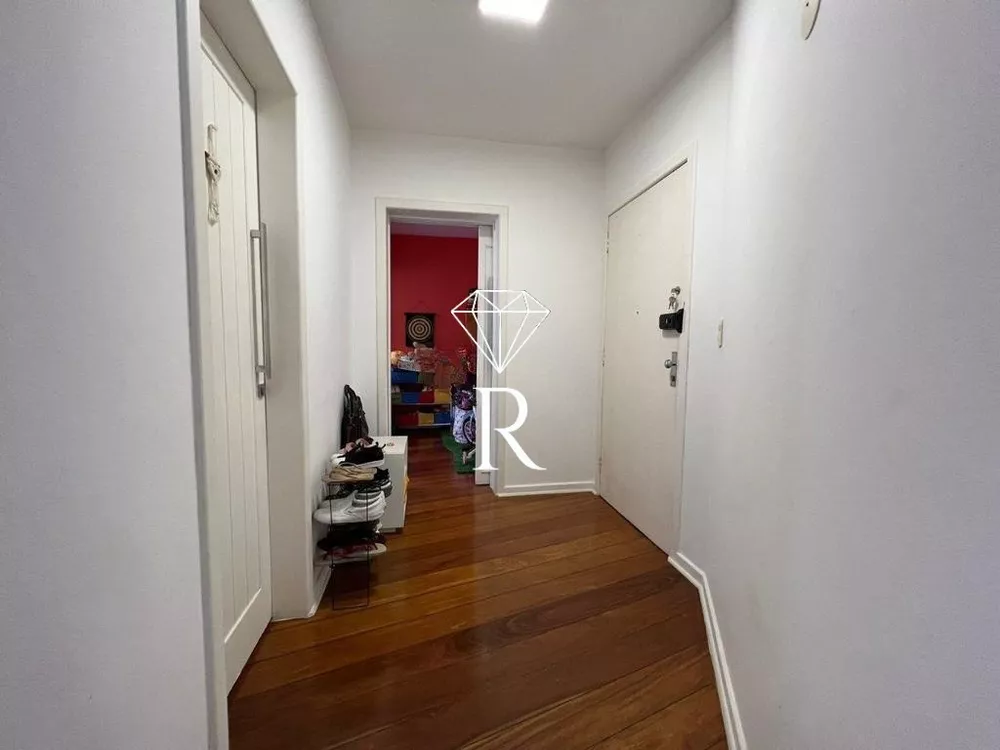 Apartamento à venda com 4 quartos, 202m² - Foto 8