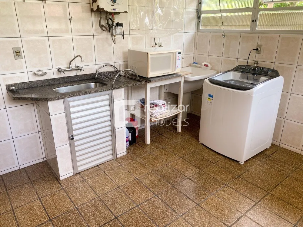 Casa, 4 quartos, 1345 m² - Foto 9