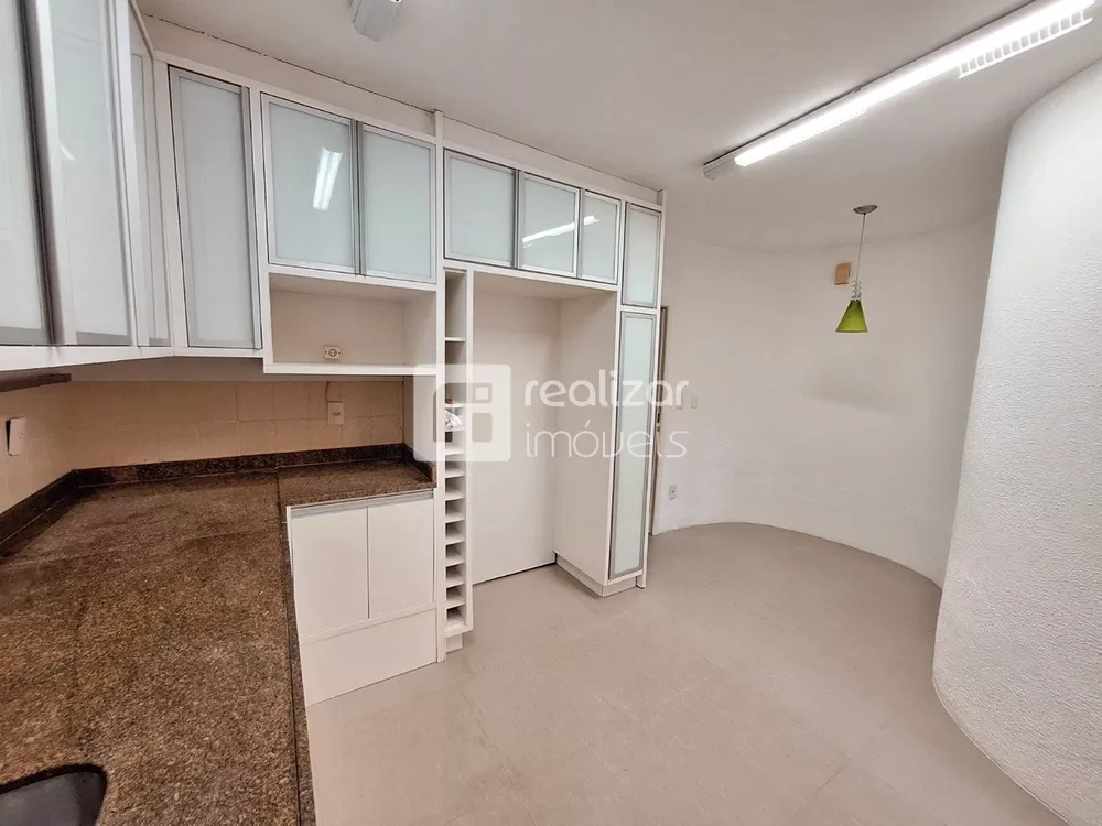 Casa, 3 quartos, 196 m² - Foto 2