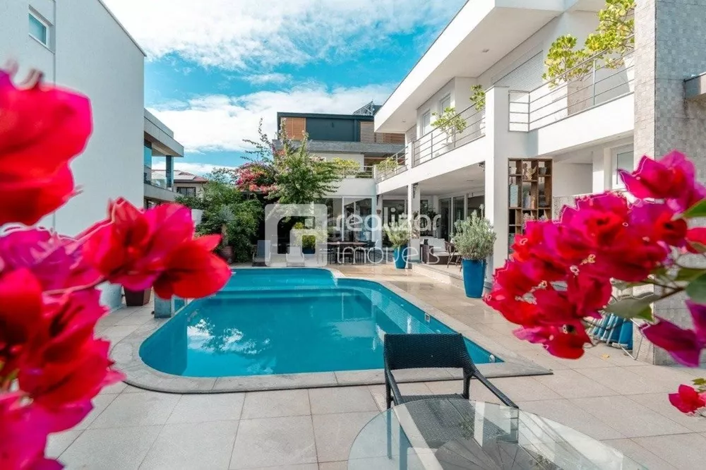 Casa, 4 quartos, 600 m² - Foto 1