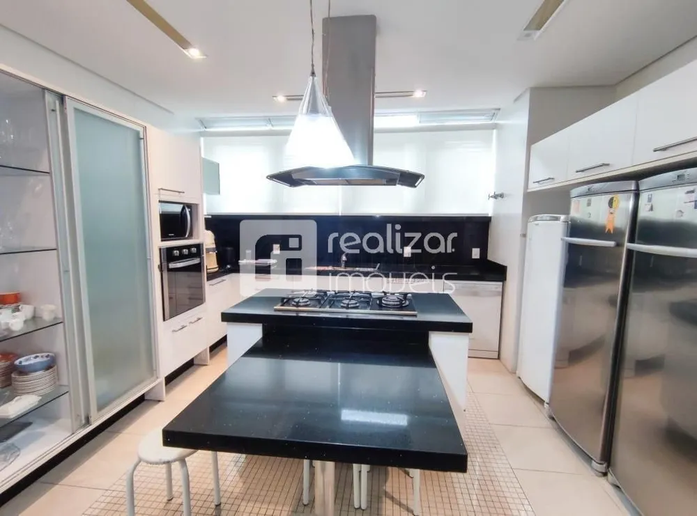 Casa, 6 quartos, 950 m² - Foto 9