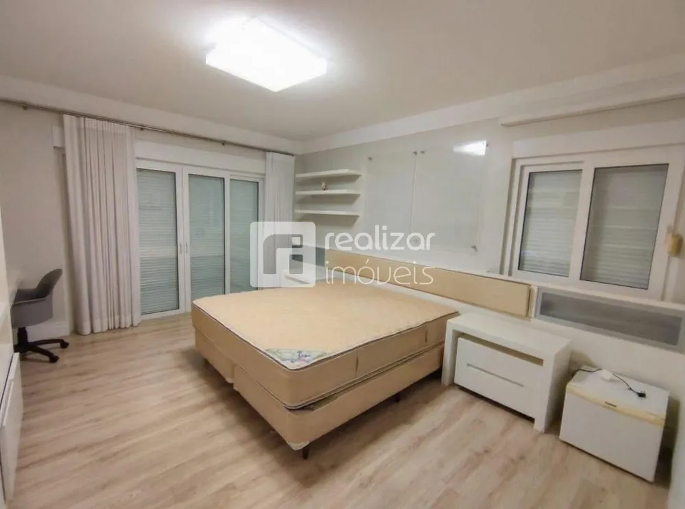 Casa, 6 quartos, 950 m² - Foto 15