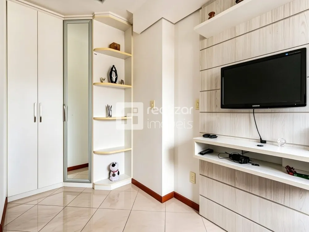 Apartamento, 3 quartos, 200 m² - Foto 11