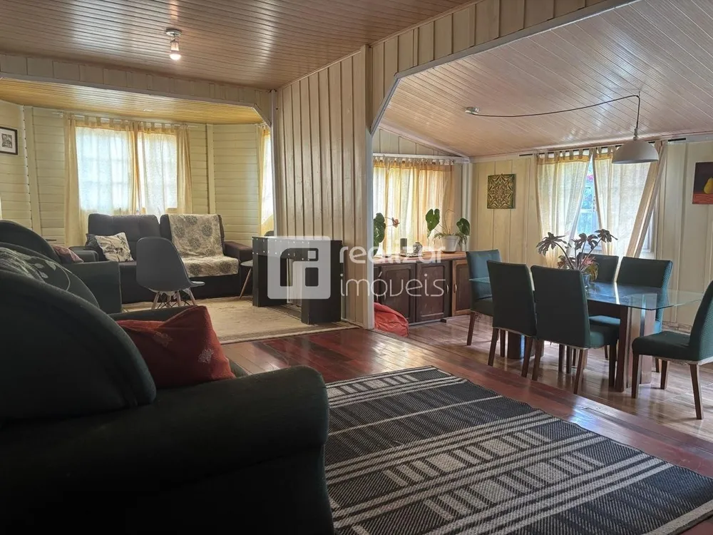 Casa, 4 quartos, 170 m² - Foto 1