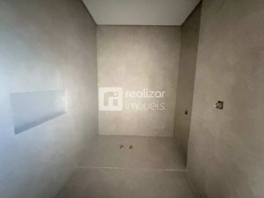 Apartamento, 3 quartos, 205 m² - Foto 2
