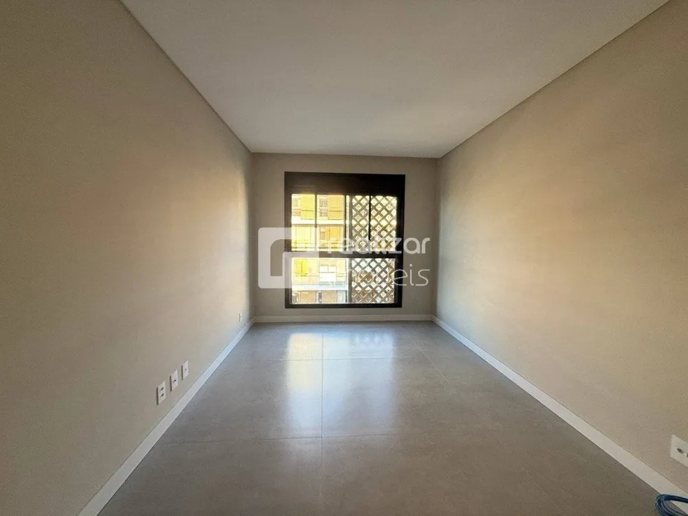 Apartamento, 3 quartos, 205 m² - Foto 3