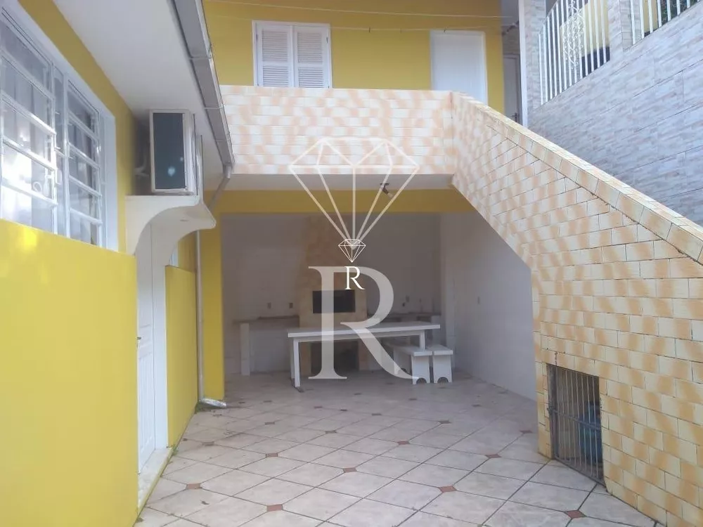 Sobrado à venda com 4 quartos, 180m² - Foto 3