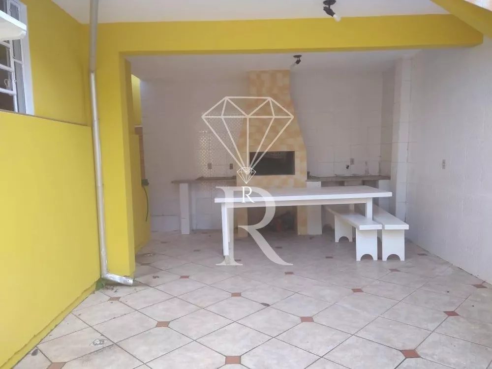 Sobrado à venda com 4 quartos, 180m² - Foto 4