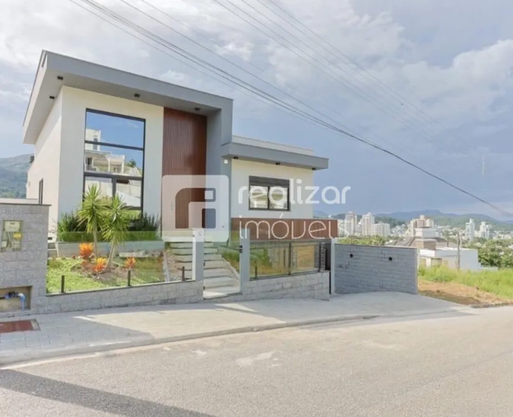 Casa, 3 quartos, 300 m² - Foto 2