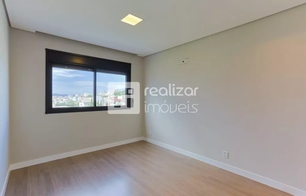 Casa, 3 quartos, 300 m² - Foto 1