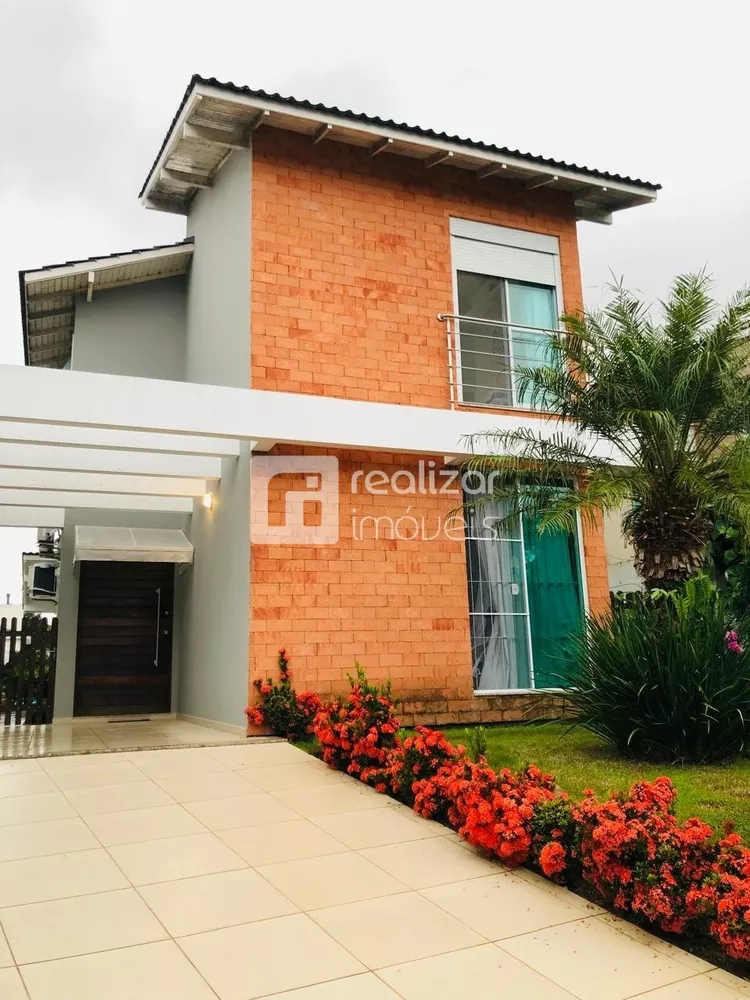 Casa, 4 quartos, 174 m² - Foto 1