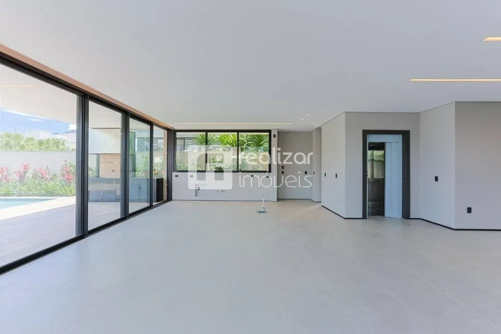 Casa, 7 quartos, 775 m² - Foto 2