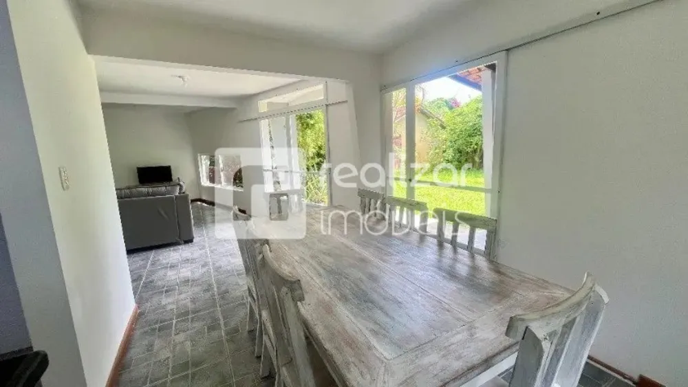 Casa, 3 quartos, 210 m² - Foto 9