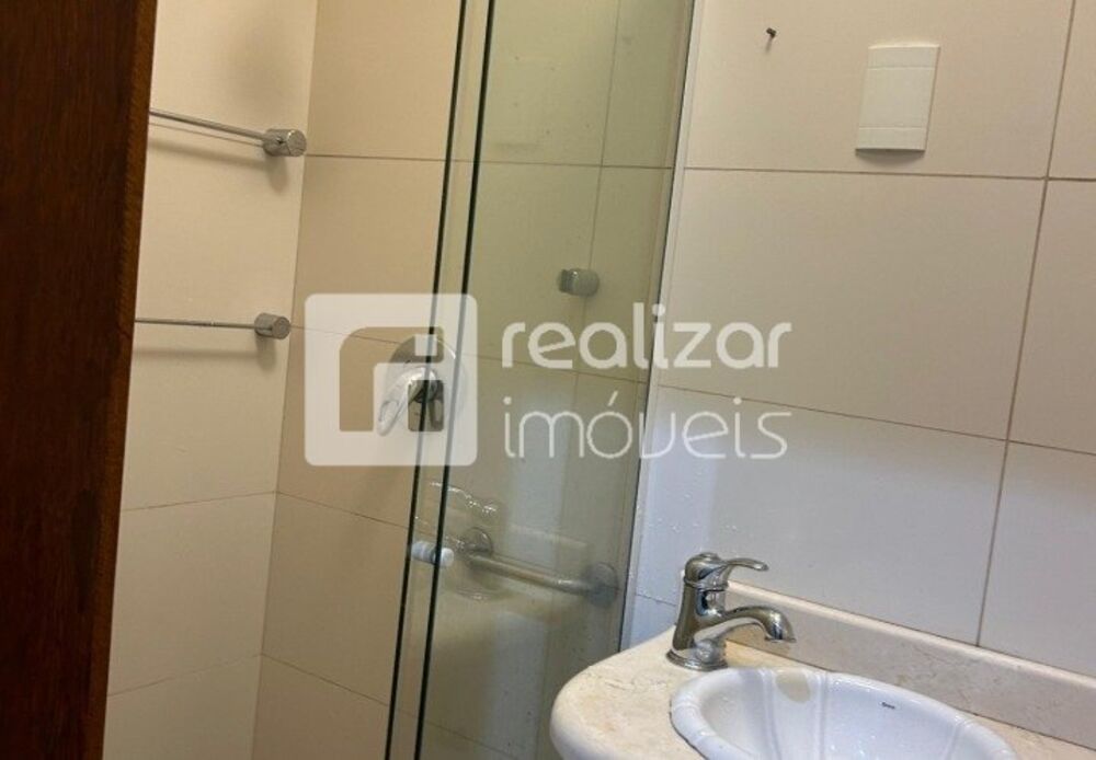 Apartamento para alugar com 4 quartos, 162m² - Foto 5