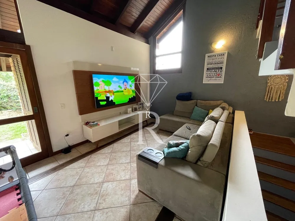 Casa, 3 quartos, 240 m² - Foto 6