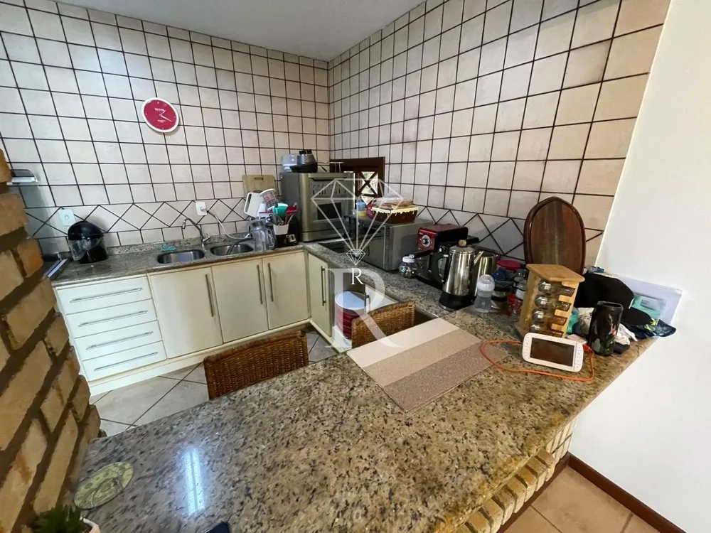 Casa, 3 quartos, 240 m² - Foto 14