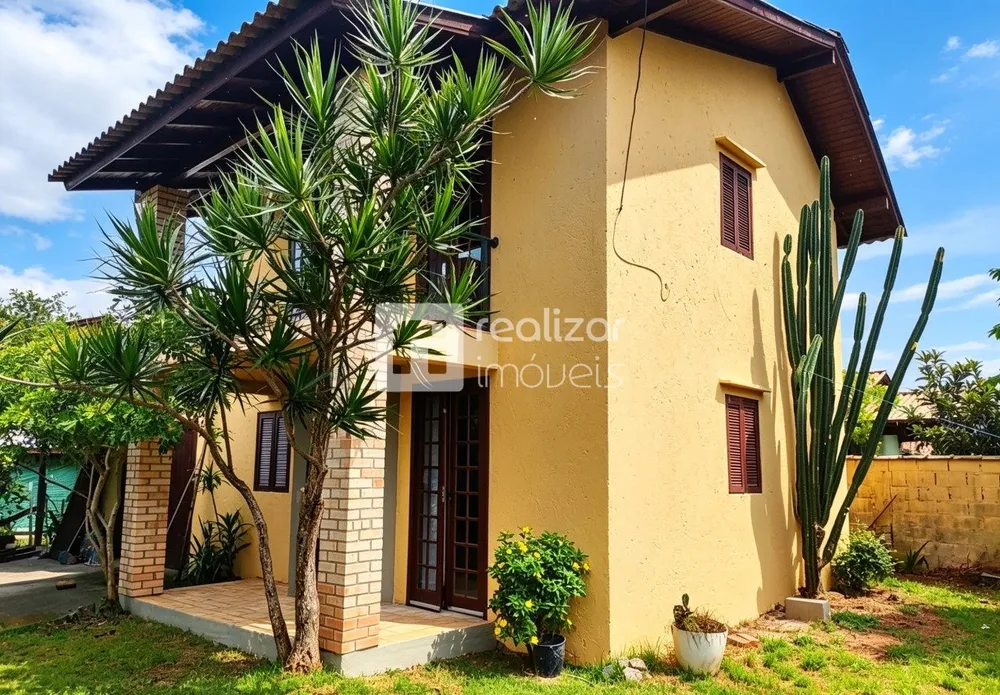 Casa, 2 quartos, 140 m² - Foto 1