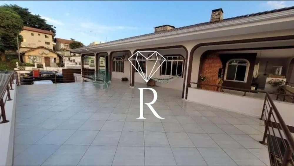 Casa, 3 quartos, 500 m² - Foto 1