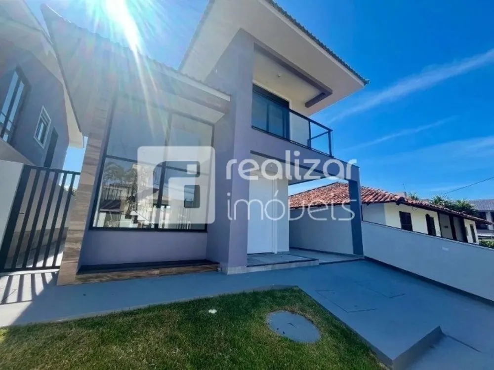 Casa, 3 quartos, 179 m² - Foto 1