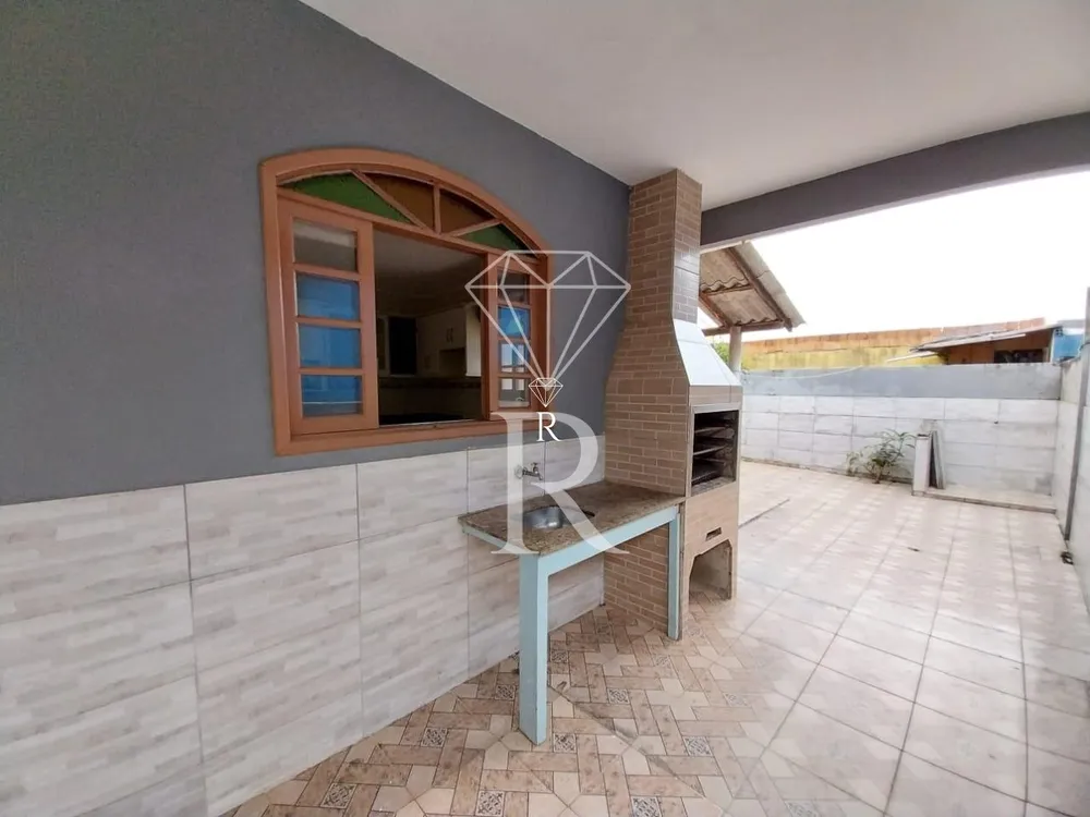 Casa, 4 quartos, 140 m² - Foto 1