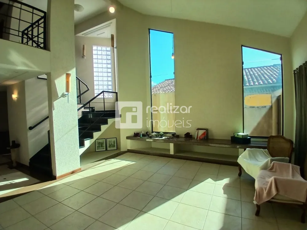 Casa, 3 quartos, 300 m² - Foto 6