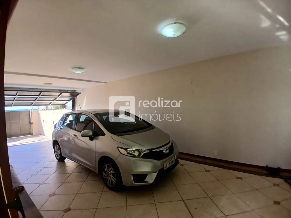 Casa, 3 quartos, 300 m² - Foto 9