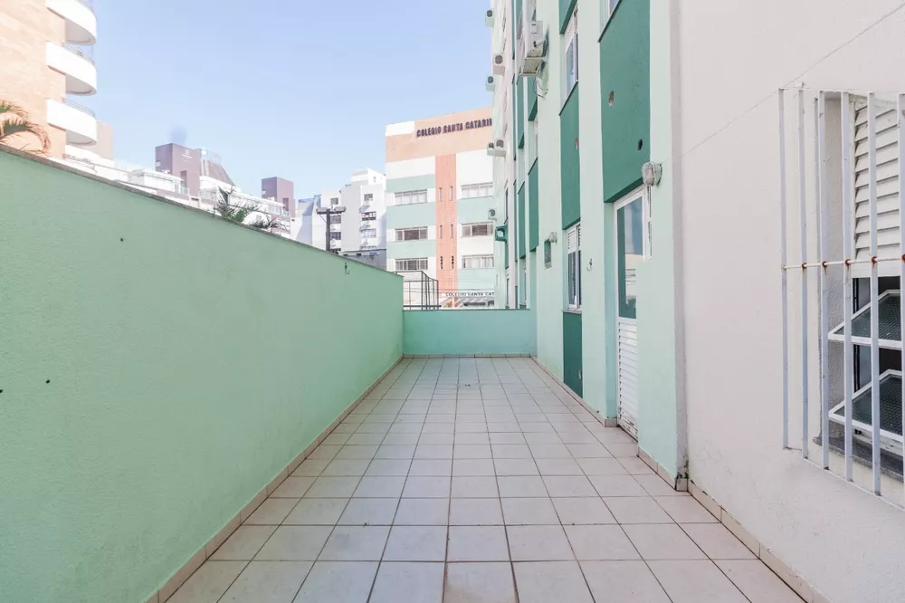 Apartamento para alugar com 2 quartos, 90m² - Foto 2