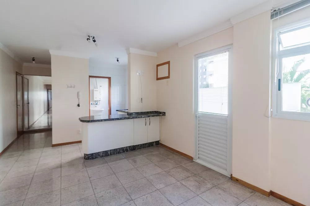 Apartamento para alugar com 2 quartos, 90m² - Foto 1