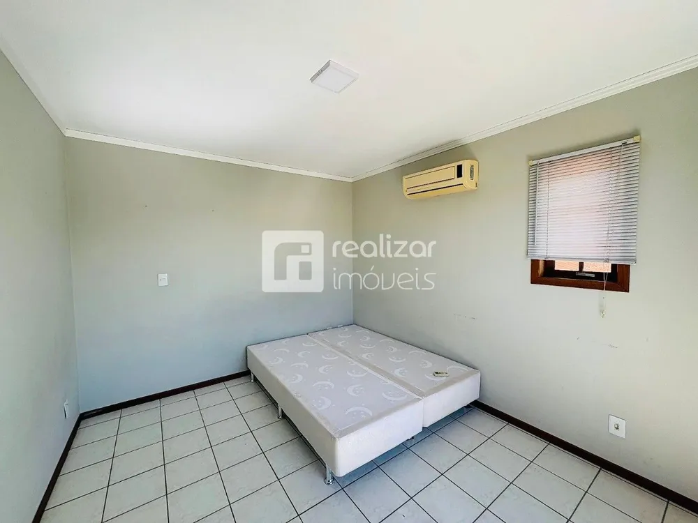 Casa, 3 quartos, 220 m² - Foto 12