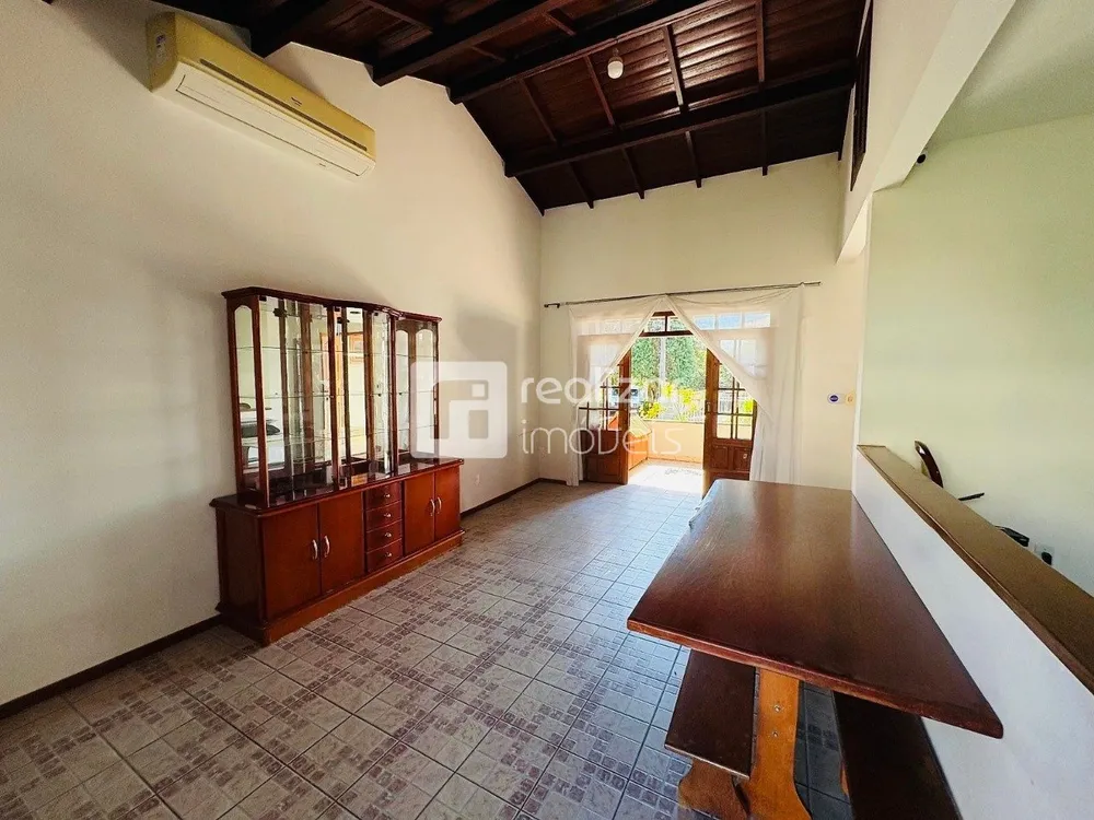 Casa, 3 quartos, 220 m² - Foto 3