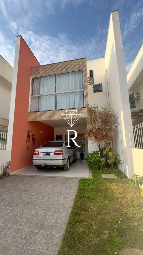 Sobrado, 3 quartos, 127 m² - Foto 1