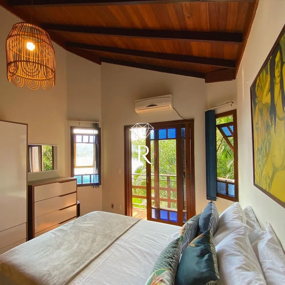 Casa, 3 quartos, 250 m² - Foto 8
